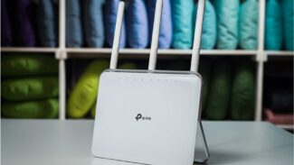 Which is better a modem or a router