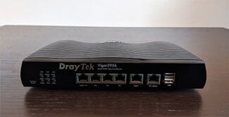 Dual wan router
